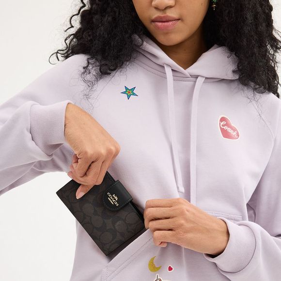 NWT Coach Outlet Medium Corner Zip Wallet In Signature Canvas - Picture 3 of 4